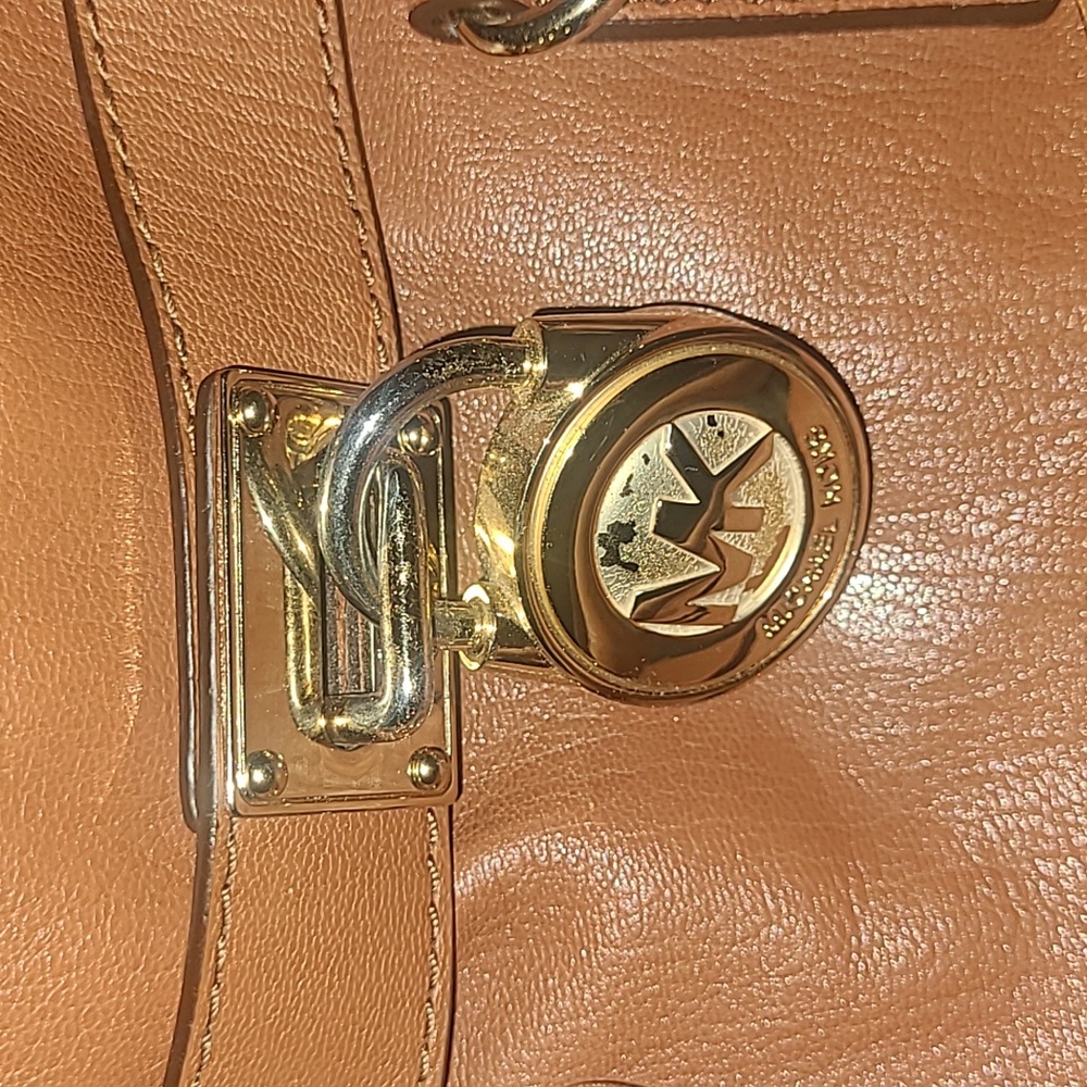 Authentic MK Purse - Picture 2 of 7